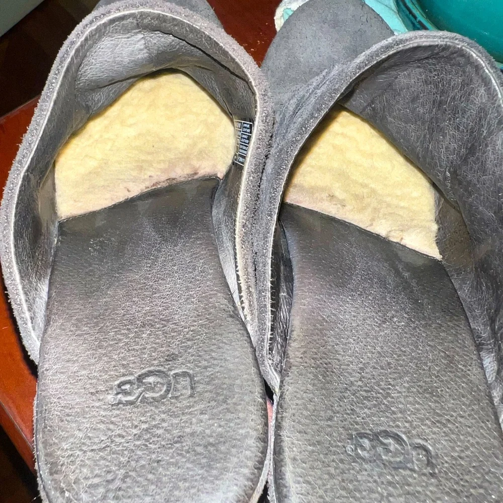 Ugg Womens Clogs - Size 10 - Warm! ❄️ - Picture 4 of 7